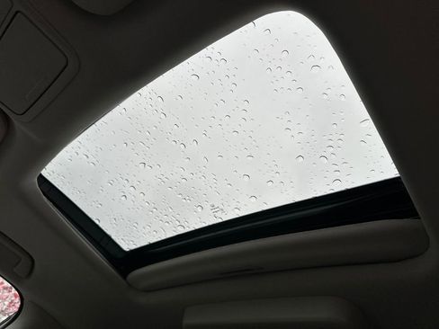 Used 2026 Honda Odyssey Touring image 25