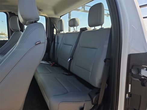 New 2025 Ford F250 XLT w/ FX4 Off-Road Package image 9