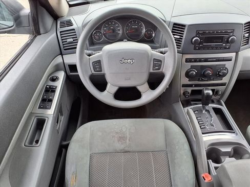 Used 2006 Jeep Grand Cherokee Laredo AWD/4WD image 13