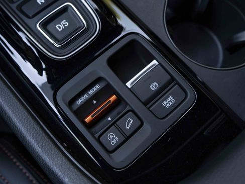 Used 2026 Honda Pilot TrailSport image 30