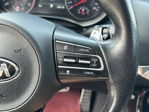 Used 2018 Kia Stinger GT1 image 35