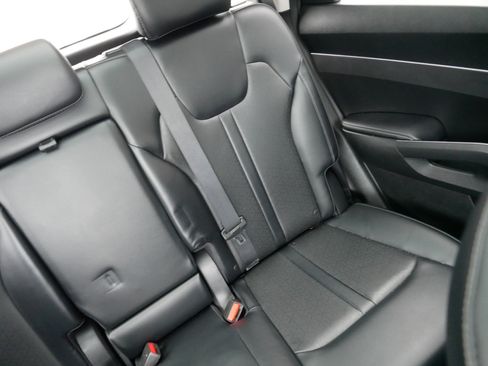 Certified 2021 Kia Sorento S w/ Panoramic Sunroof Package image 14