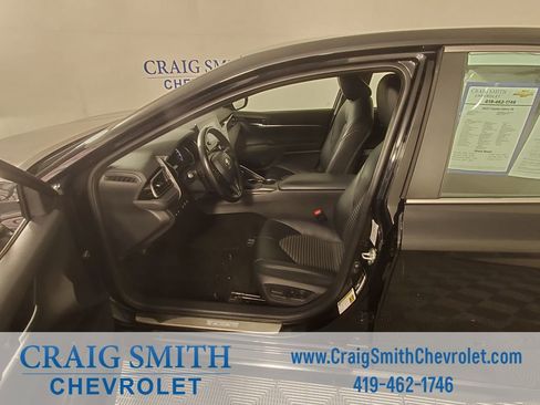 Used 2023 Toyota Camry SE FWD image 10