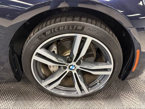 Used 2019 BMW 740i w/ M Sport Package RWD image 18