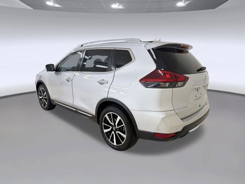 Used 2019 Nissan Rogue SL FWD image 3
