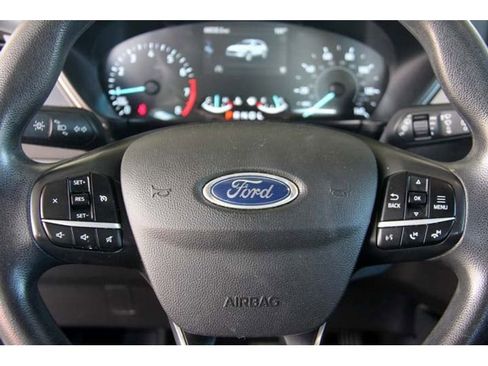 Used 2020 Ford Escape S image 4
