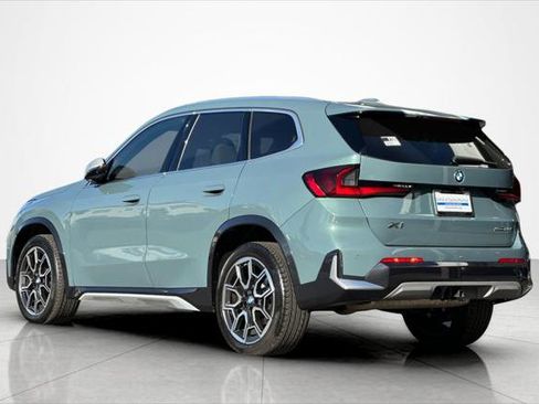 Used 2023 BMW X1 xDrive28i w/ Premium Package image 3