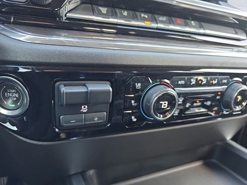 Used 2024 Chevrolet Silverado 3500 LTZ w/ LTZ Texas Edition image 27