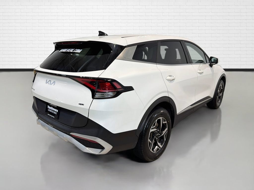 Used 2023 Kia Sportage LX AWD/4WD image 9