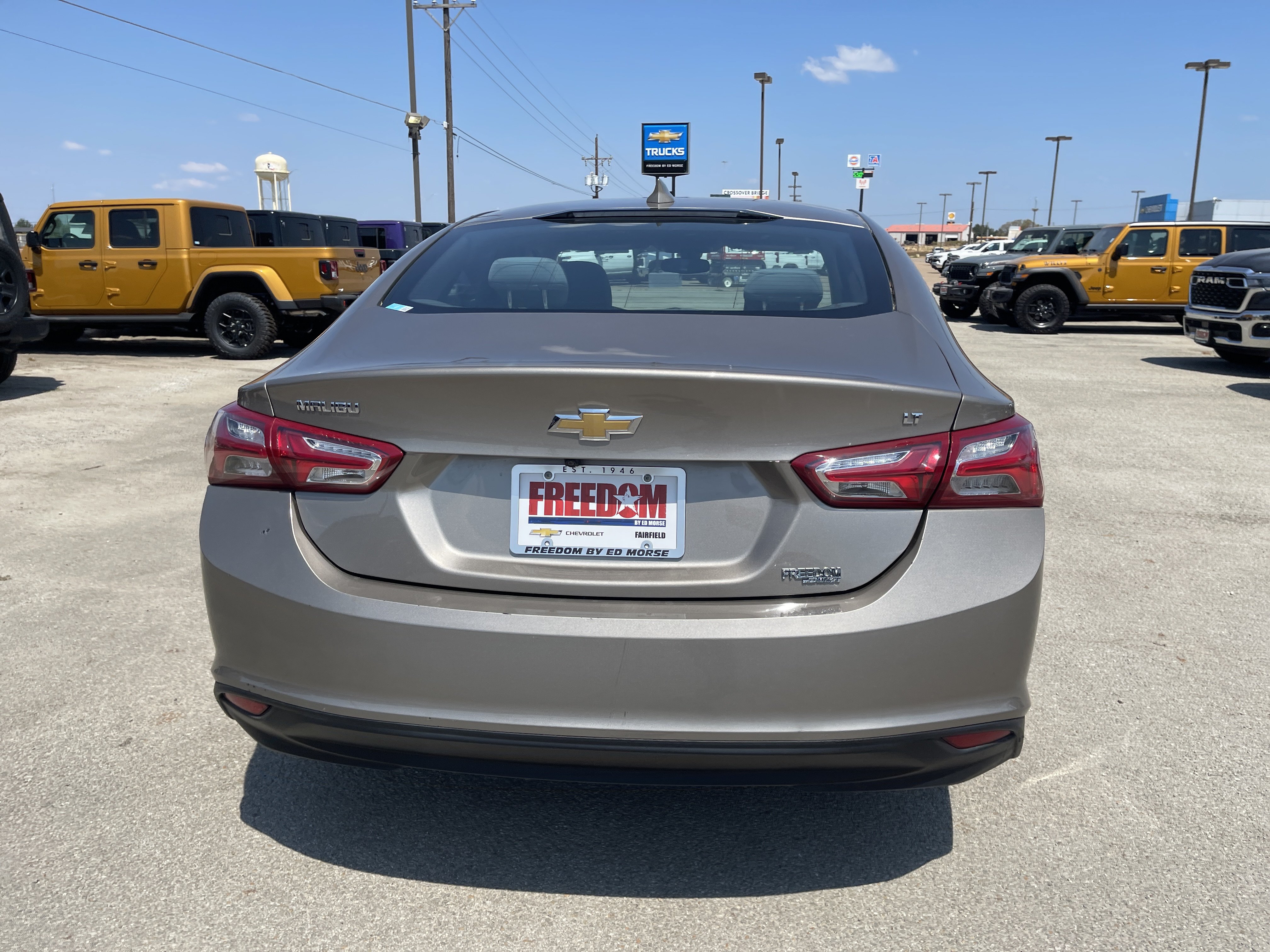 Used 2022 Chevrolet Malibu LT FWD image 7