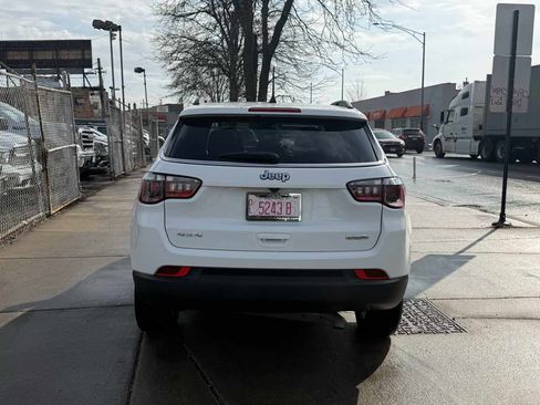 Used 2024 Jeep Compass Latitude w/ Sun and Sound Group image 6