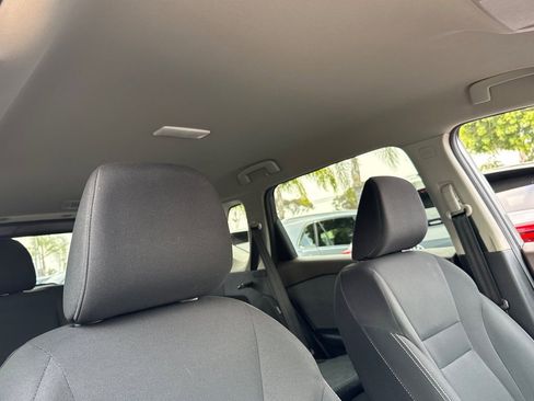 Used 2023 Nissan Rogue S image 17