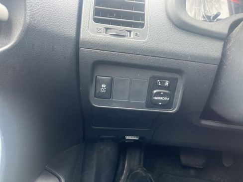 Used 2013 Toyota Corolla S image 9