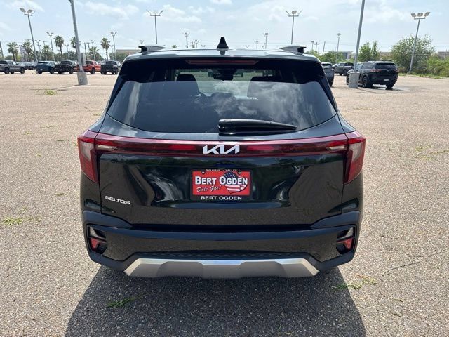 Used 2024 Kia Seltos S FWD image 6