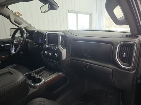 Used 2019 GMC Sierra 1500 SLT w/ SLT Premium Plus Package AWD/4WD image 28