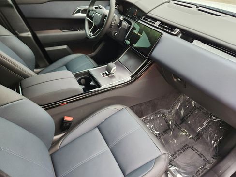 Certified 2026 Land Rover Range Rover Velar Dynamic SE image 16