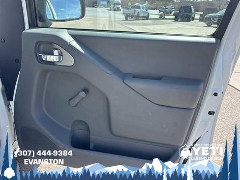 Used 2018 Nissan Frontier S image 13