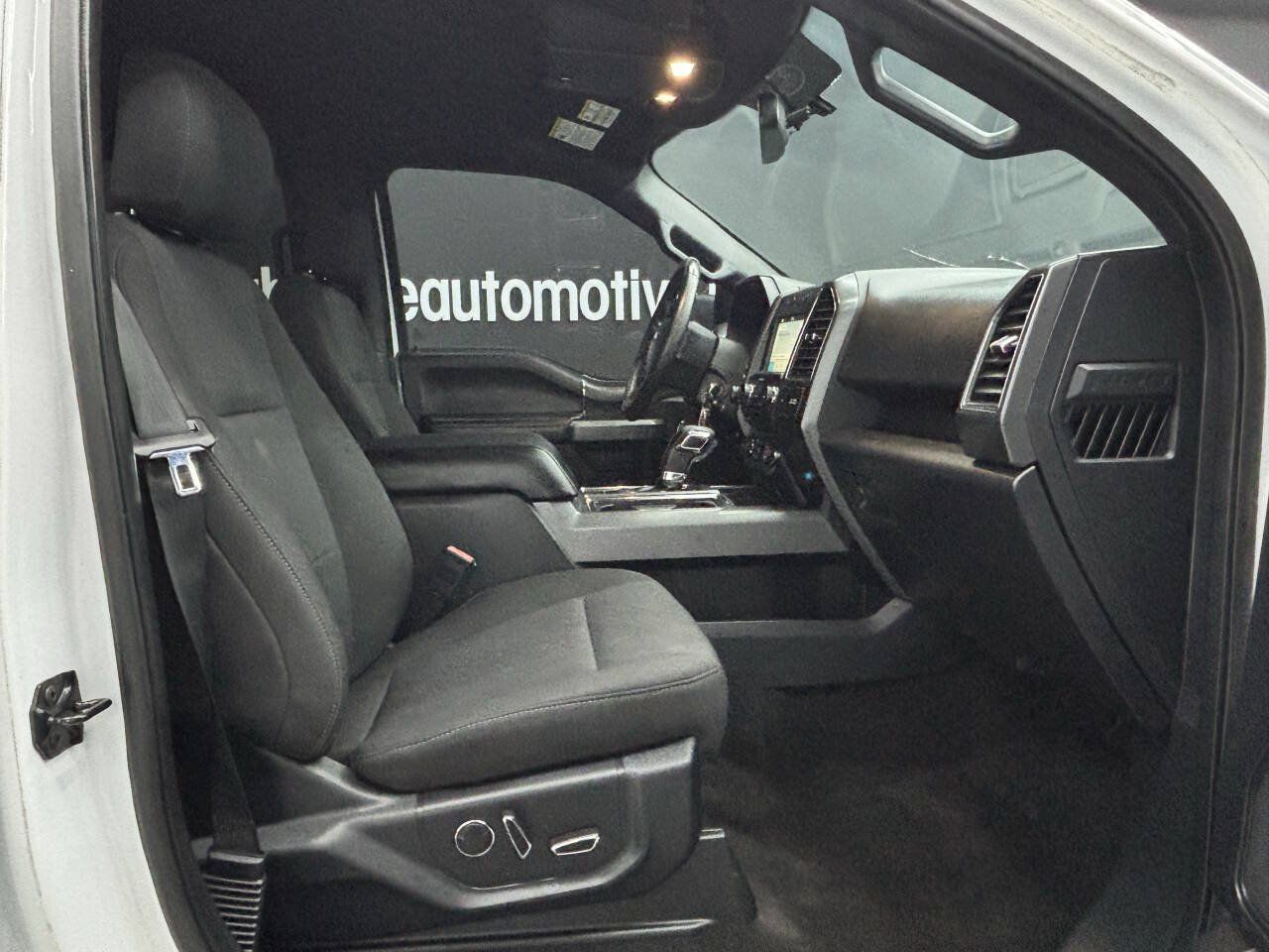 Used 2018 Ford F150 XLT w/ Equipment Group 302A Luxury RWD image 37