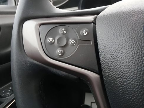 Used 2023 GMC Acadia AT4 image 19