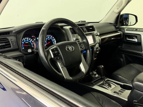 Used 2015 Toyota 4Runner Limited AWD/4WD image 6