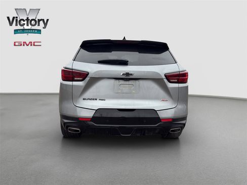 Used 2023 Chevrolet Blazer RS w/ Driver Confidence II Package image 12