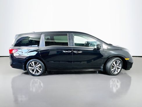 Used 2024 Honda Odyssey Touring image 8