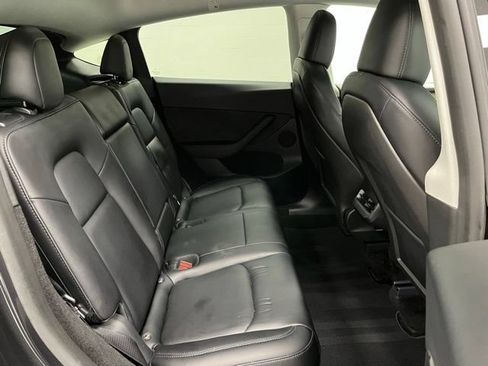 Used 2024 Tesla Model Y 2WD image 50