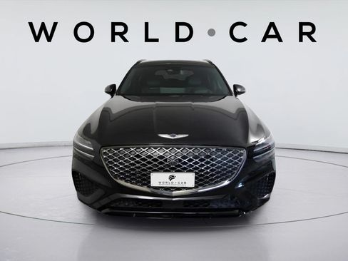 Used 2025 Genesis GV70 3.5T Sport w/ Sport Prestige Package AWD/4WD image 8