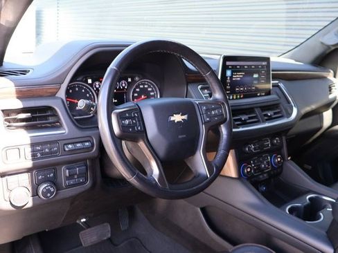 Used 2021 Chevrolet Suburban High Country w/ Premium Package AWD/4WD image 12