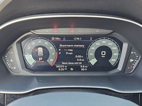 Used 2023 Audi Q3 2.0T Premium Plus image 12