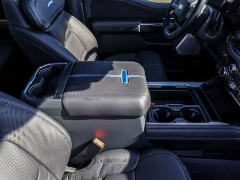 Used 2026 Ford F350 Platinum image 19