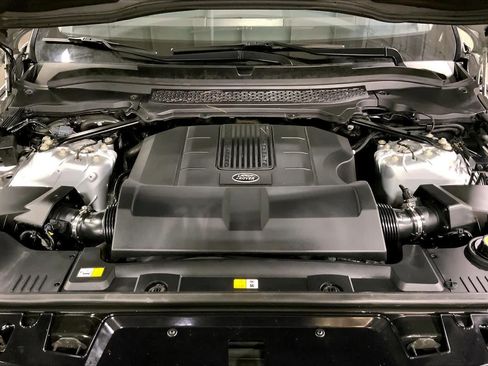 Used 2016 Land Rover Range Rover Sport SE AWD/4WD image 32