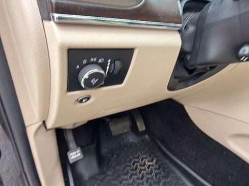 Used 2015 Jeep Grand Cherokee Limited w/ Luxury Group II AWD/4WD image 26