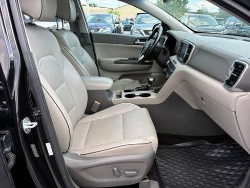 Used 2017 Kia Sportage EX w/ EX Technology Package FWD image 20