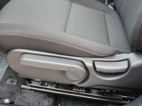 New 2026 Hyundai Kona SE FWD image 11