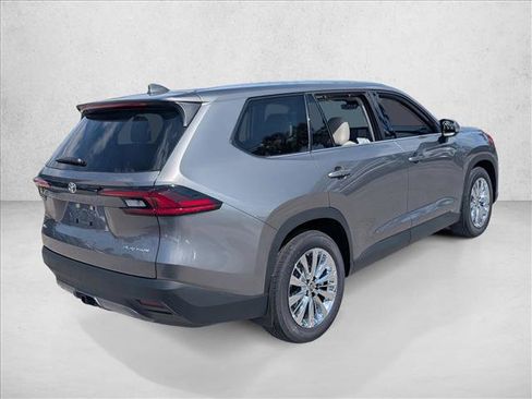 New 2026 Toyota Grand Highlander AWD image 2