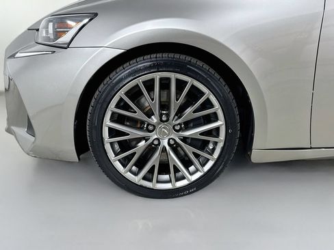 Used 2017 Lexus IS 300 AWD image 37