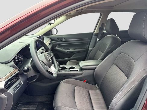 Used 2025 Nissan Altima 2.5 SV w/ SV Special Edition Package FWD image 10