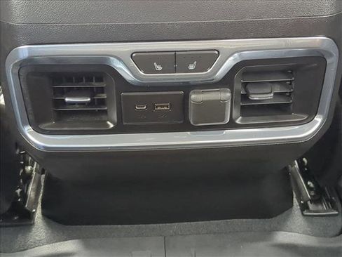 Used 2019 Chevrolet Silverado 1500 High Country image 23