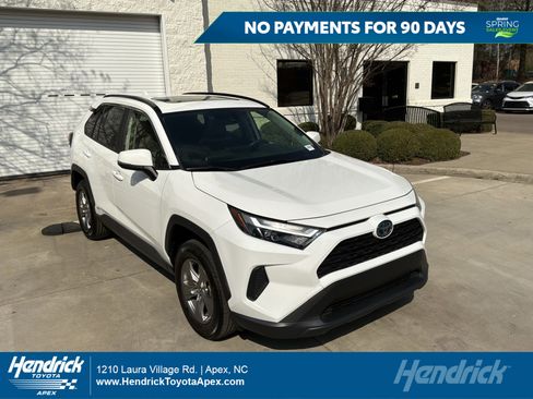 Used 2023 Toyota RAV4 XLE w/ Convenience Package image 1