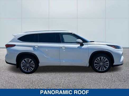Used 2020 Toyota Highlander Platinum AWD/4WD image 6