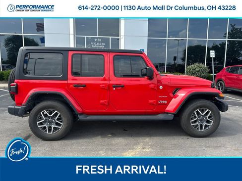 Used 2024 Jeep Wrangler Unlimited Sahara AWD/4WD image 7