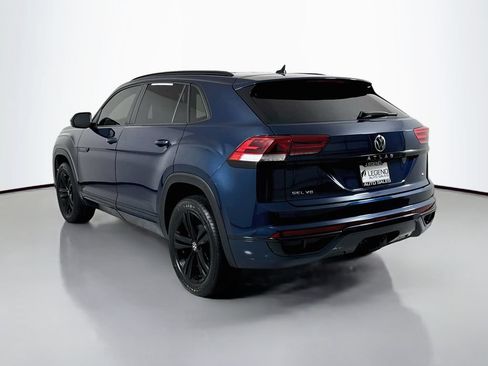 Used 2023 Volkswagen Atlas Cross Sport SEL R-Line AWD/4WD image 7