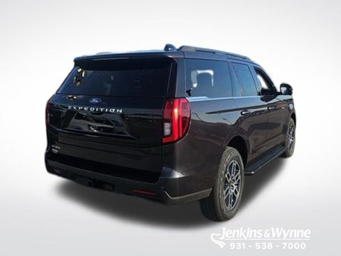 New 2026 Ford Expedition Active AWD/4WD image 3