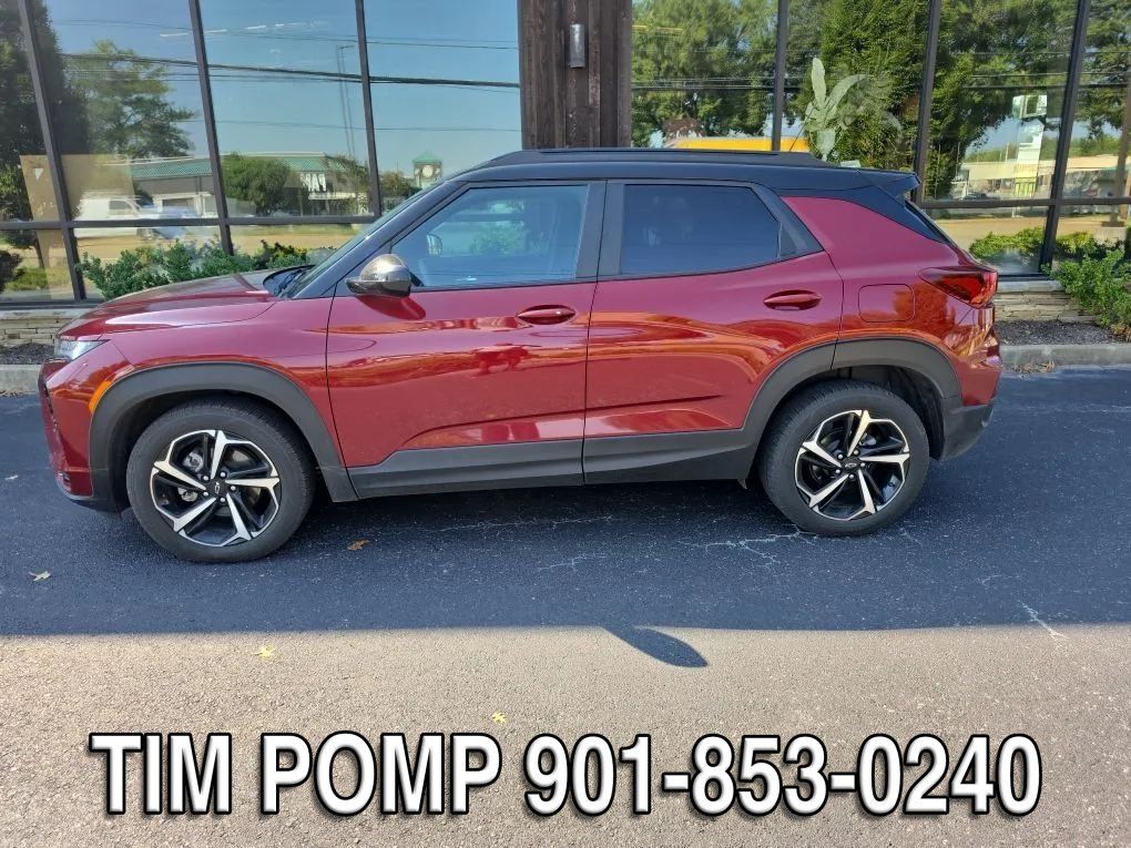 Used 2023 Chevrolet TrailBlazer RS w/ Sun and Liftgate Package FWD image 1