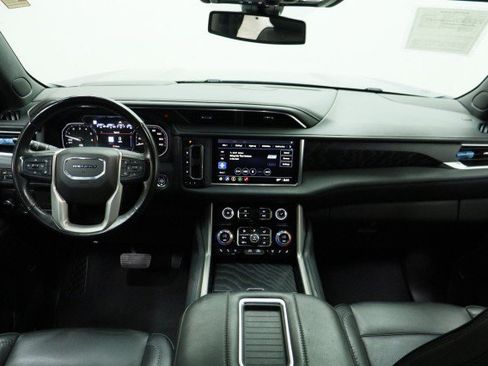 Used 2021 GMC Yukon XL Denali RWD image 23