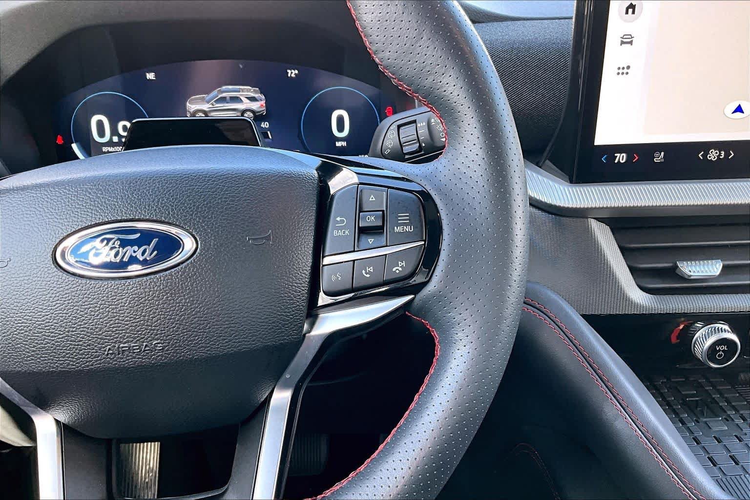 Used 2025 Ford Explorer ST-Line w/ Premium Package AWD/4WD image 24