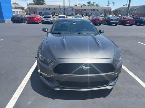 Used 2015 Ford Mustang Coupe w/ Equipment Group 051A RWD image 18