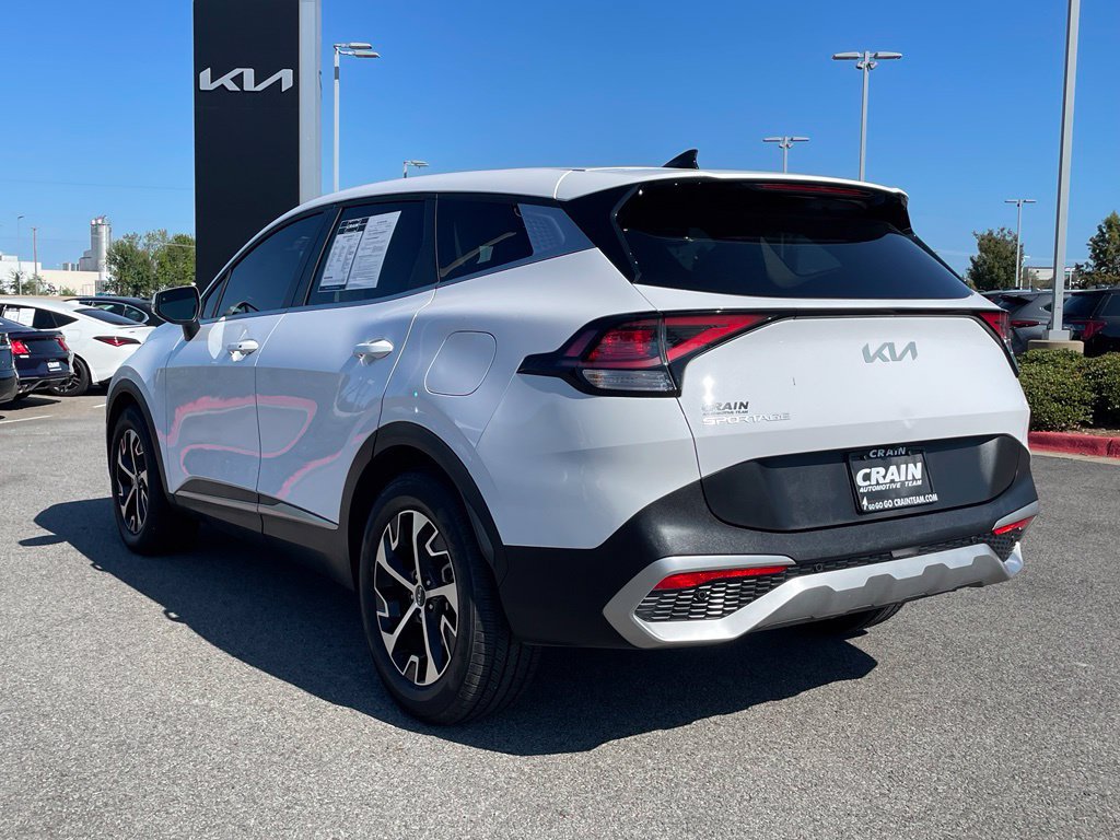 Used 2024 Kia Sportage EX FWD image 5