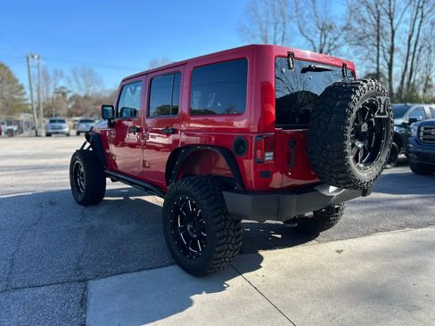 Used 2014 Jeep Wrangler Unlimited Sahara image 13